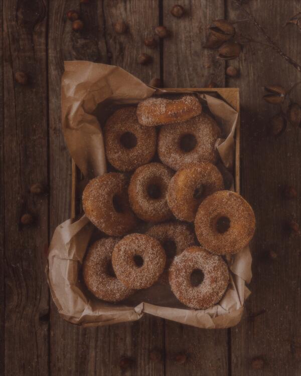 oponki serowe z cukrem pudrem donuty
