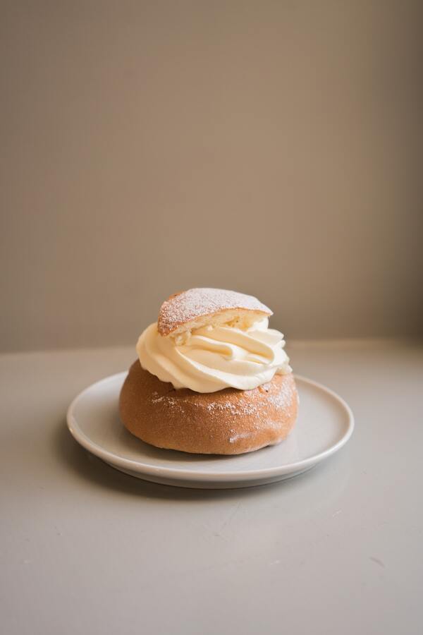 semlor szwedzkie ciastko bułka na karnawał tłusty czwartek