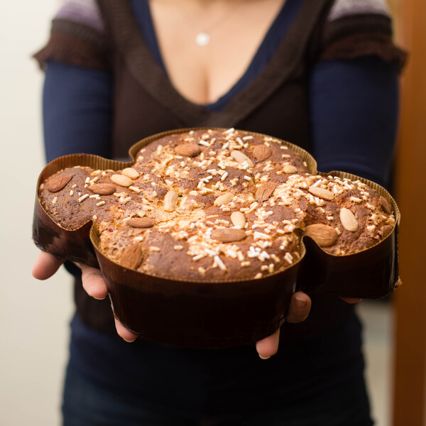 włoska colomba di pasqua na wielkanoc