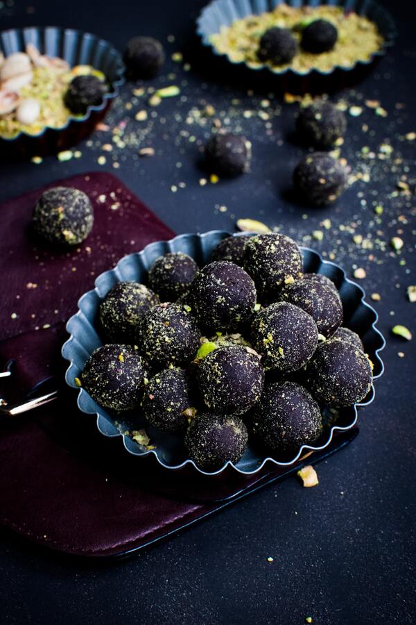 ganache czekoladowy ciemne trufle z pistacjami