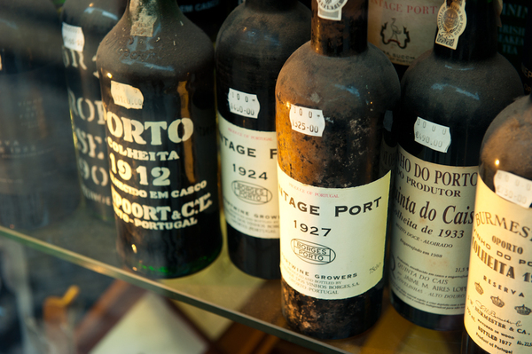 wino porto vintage stare wino