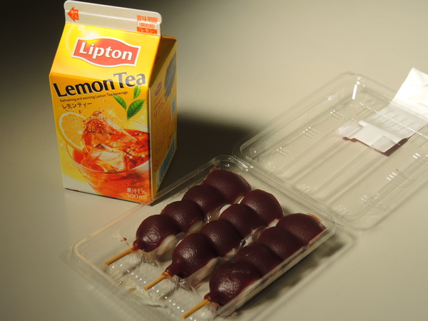 dango koshian z pastą adzuki