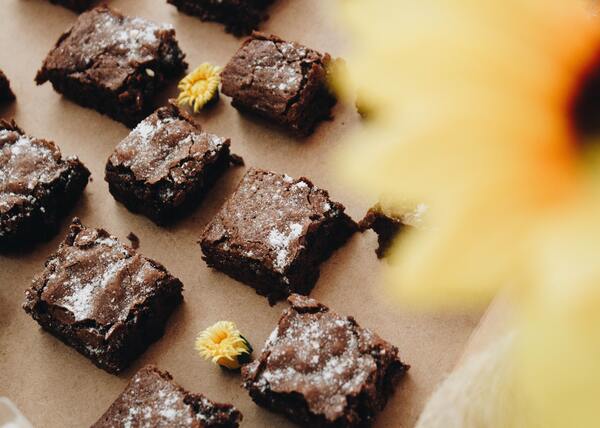 po co dodawać cukier do ciasta czekoladowego brownie