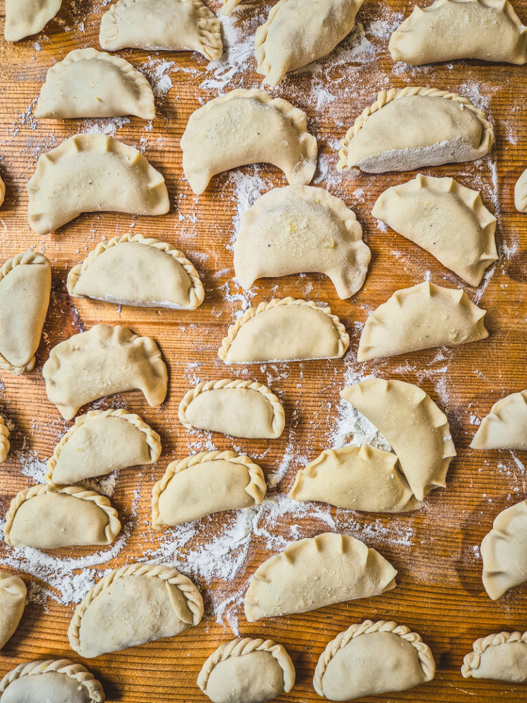 idealne ciasto na pierogi uszka poradnik sprawdzony przepis